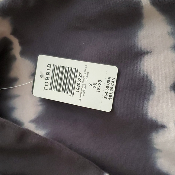 🆕️ NWT Torrid Tie Dye Sweatshirt Size 2X - Picture 6 of 6